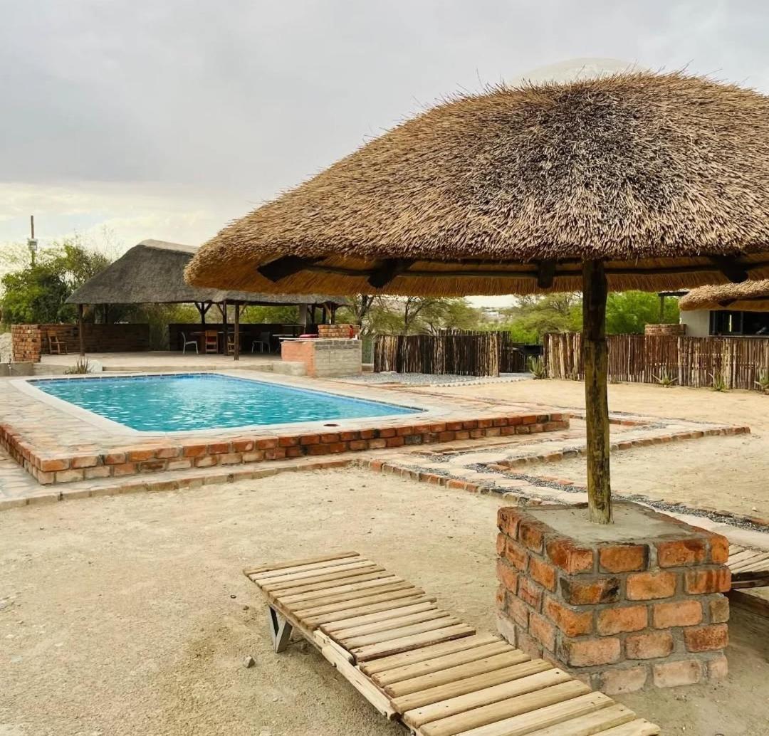 Issa Guesthouse Usakos Экстерьер фото